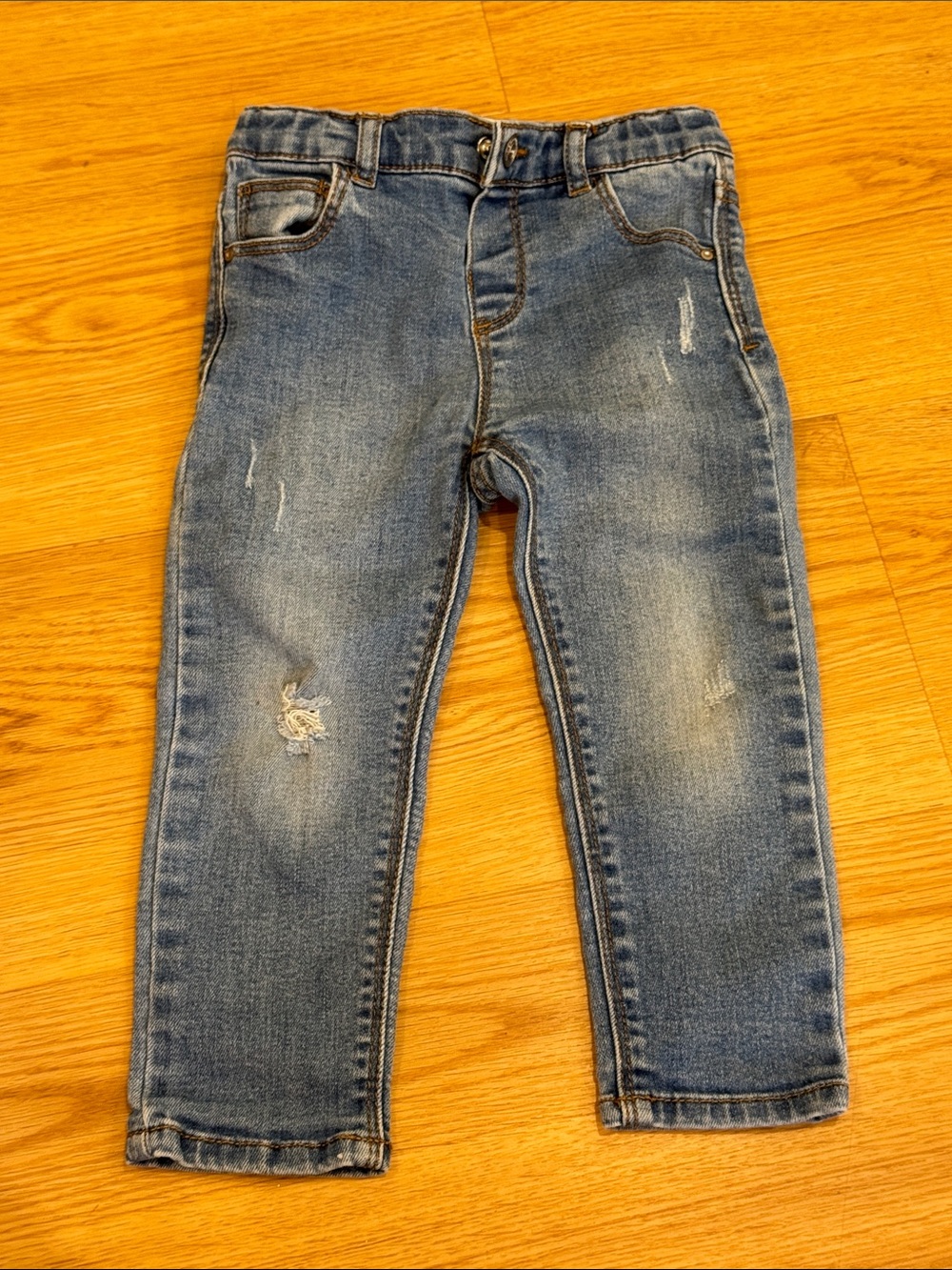 Zara Distressed Light Blue Baby Jeans